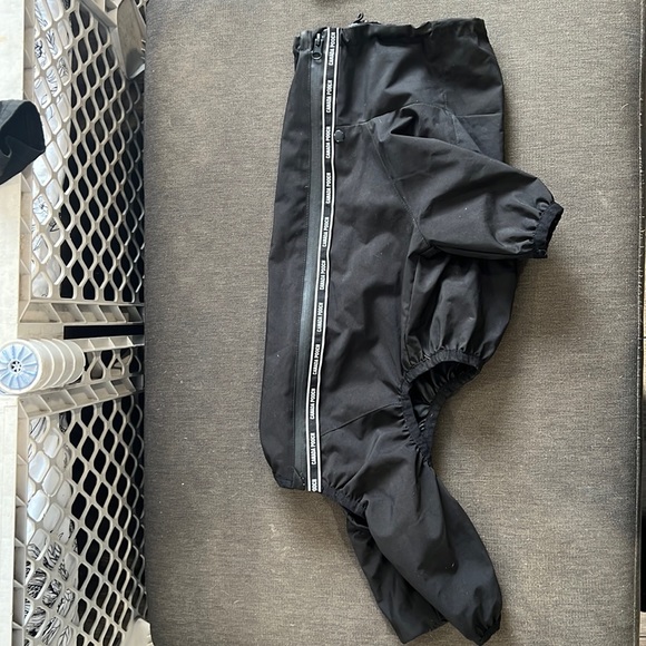 Dress & Outerwear - Picture 7 of 15